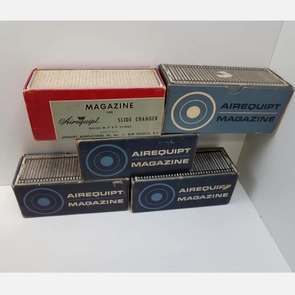 Vintage Airequipt Model-P Projector W/ extra Slide Magazines included rare - Picture 2 of 8